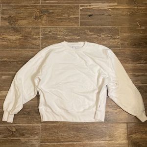 Aritzia TNA crewneck